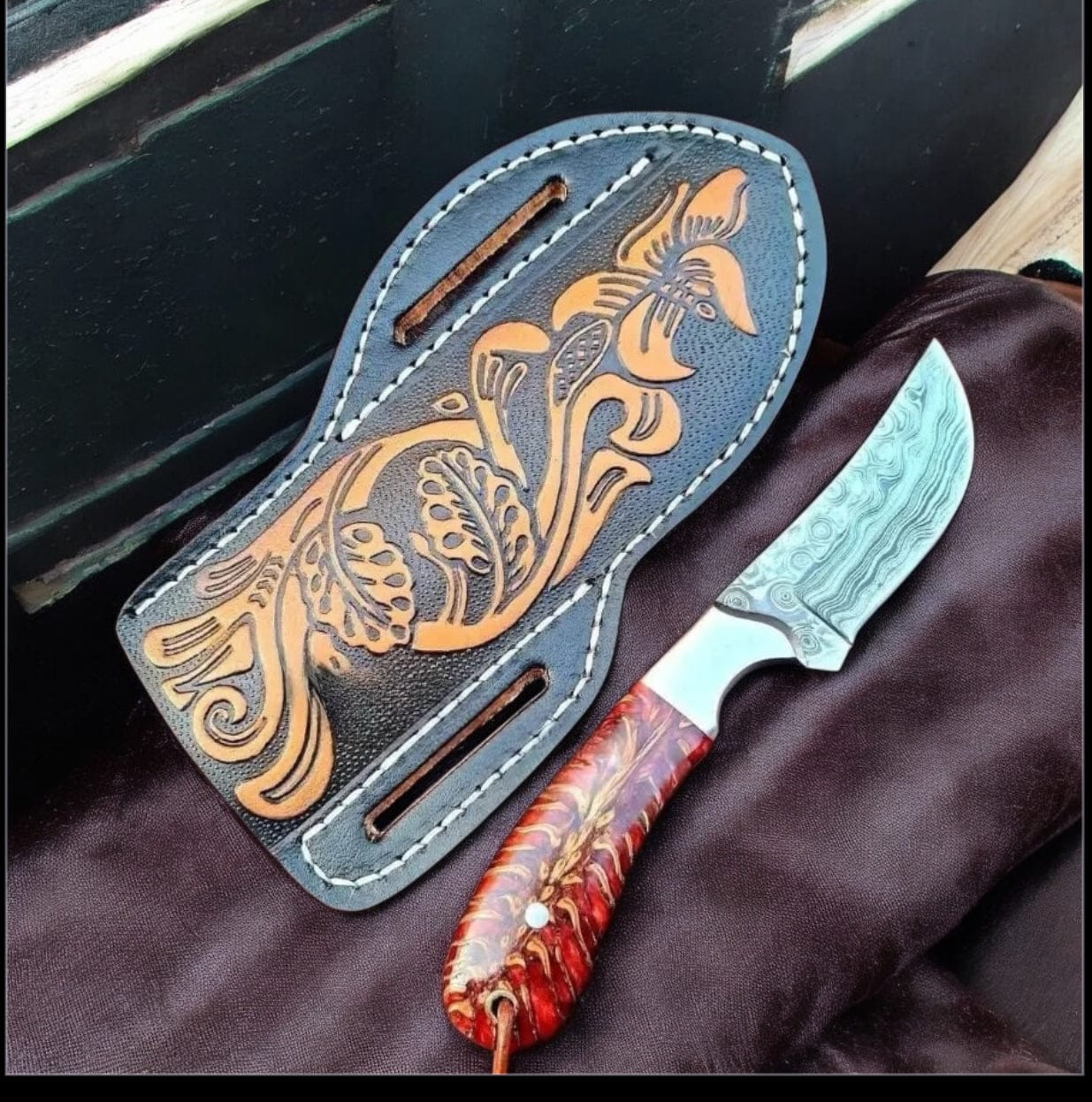 Texan Knives Cowboy Knife Handcrafted Cowboy Knife – 7.5" Damascus Steel Pine Cone Handle