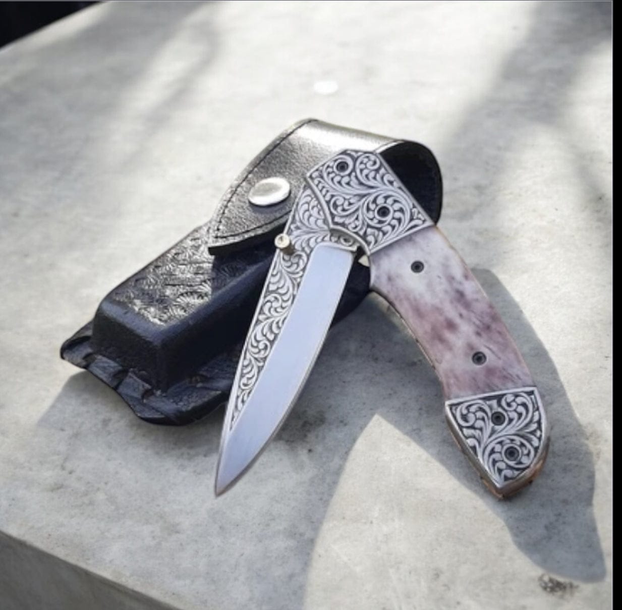 Texan Knives Folding Knives Custom Handmade Engraved Pocket Knife – D2 Steel Blade & Steel Handle