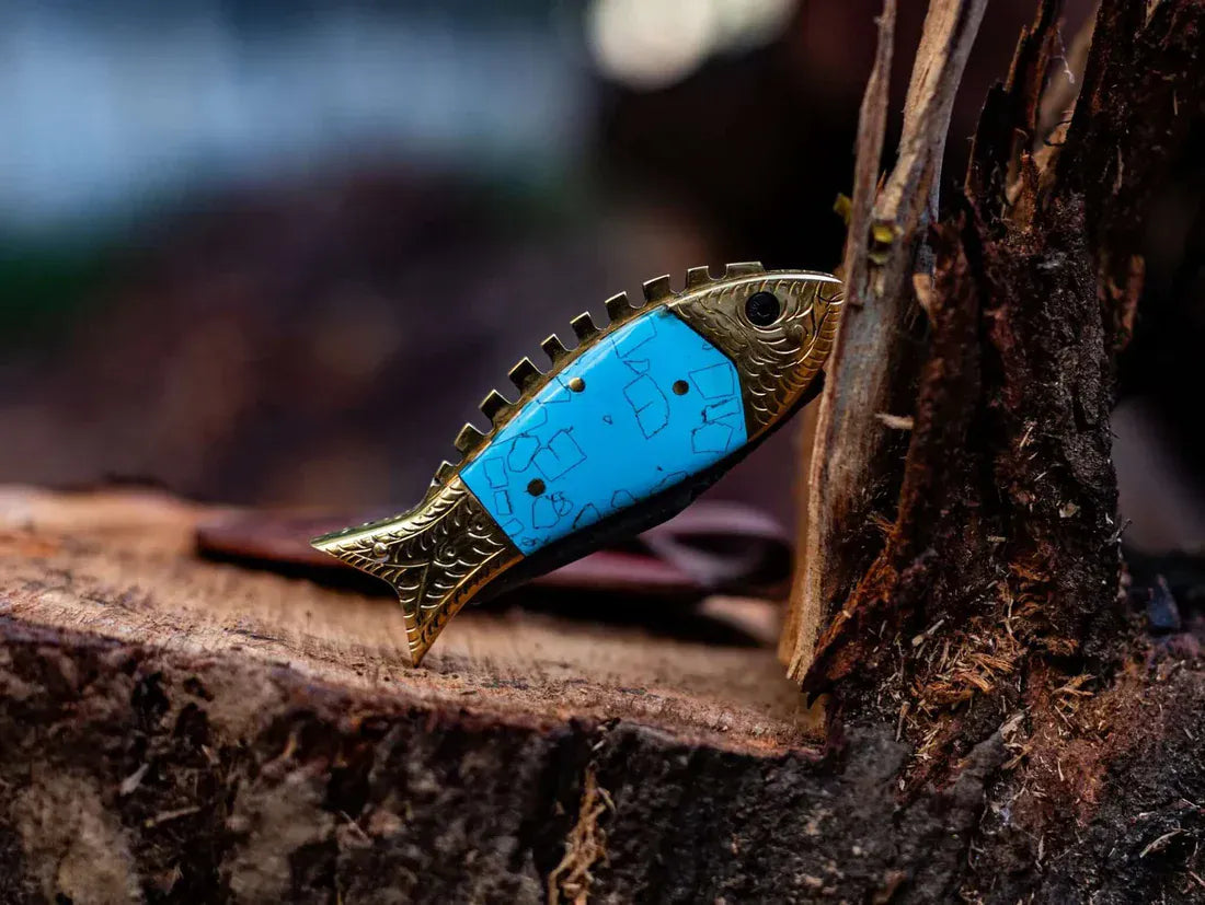 Texan Knives Folding Knives Custom Handmade Fish Style Damascus Steel Folding Knife with Epoxy Resin Handle & Brass Accents - Includes Leather Sheath