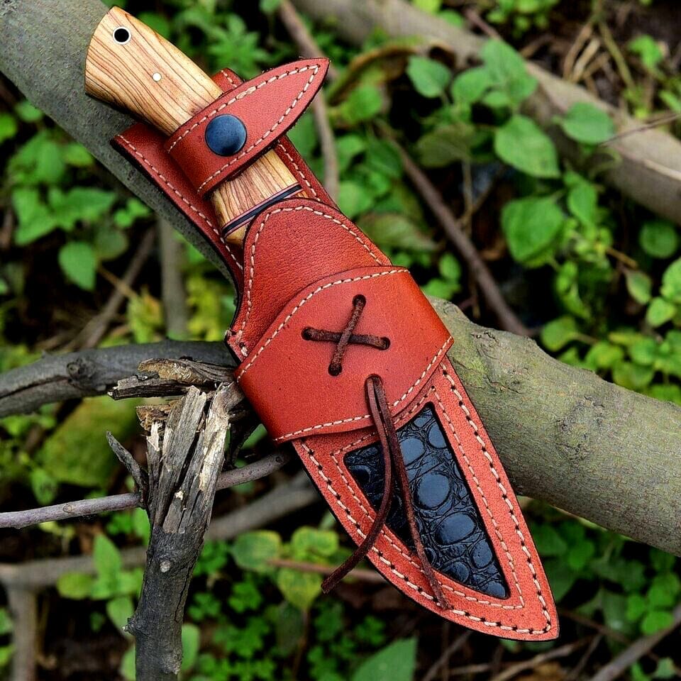 Texan Knives Hunting Knives Custom Handmade 10" Damascus Steel Hunting Knife with Olive Wood Handle & Leather Sheath