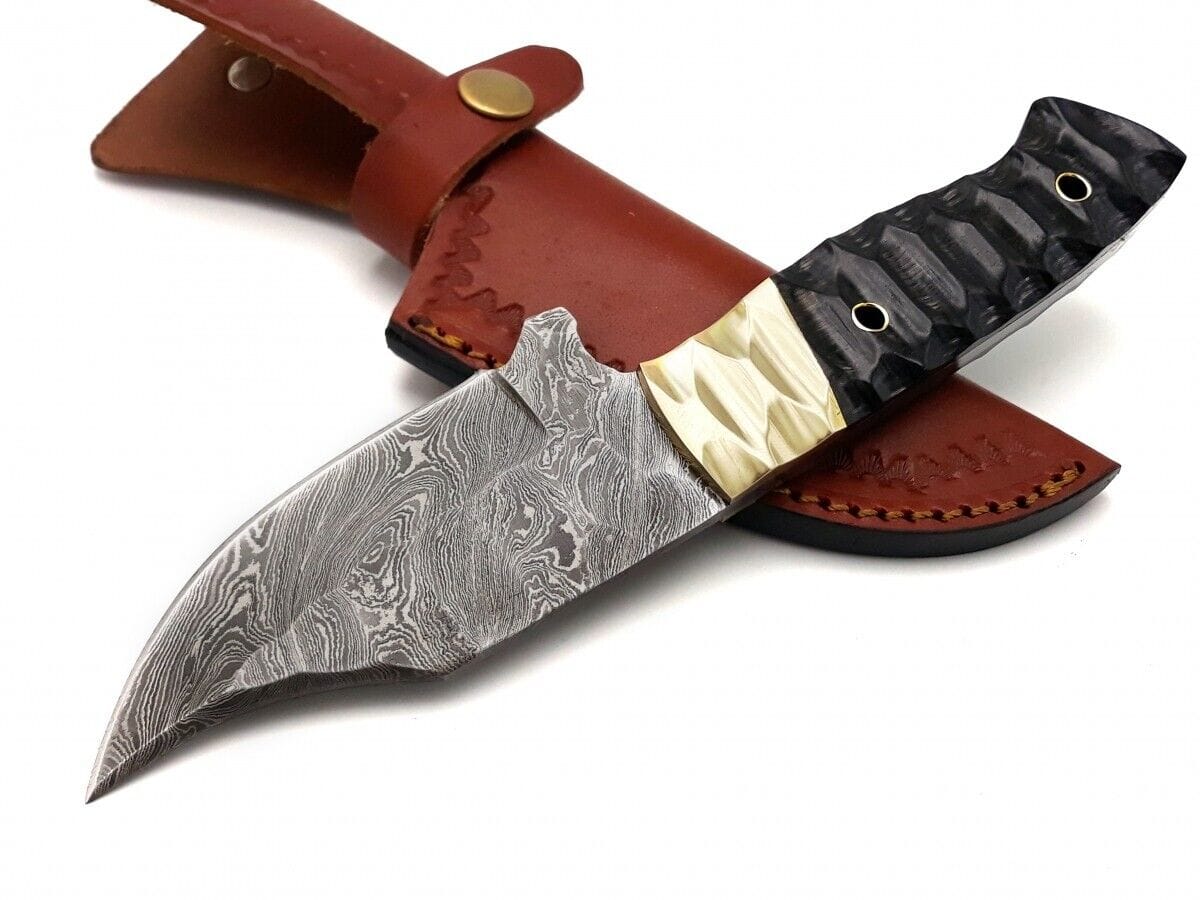 Texan Knives Hunting Knives Custom Handmade Damascus Skinning Knife with Resin & Brass Handle