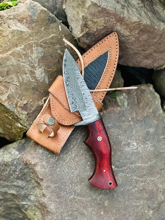Texan Knives Hunting Knives Hunting Skinning Knife – 10" Damascus Steel Blade with Pakkawood Handle & Leather Sheath