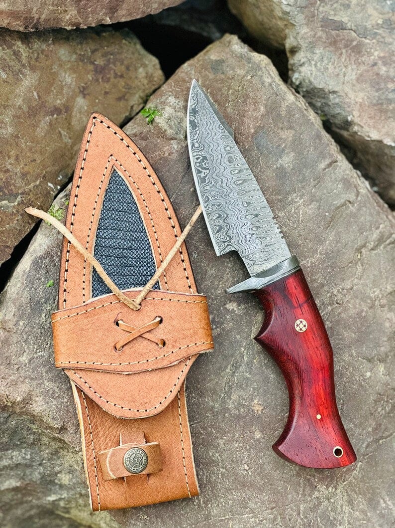 Texan Knives Hunting Knives Hunting Skinning Knife – 10" Damascus Steel Blade with Pakkawood Handle & Leather Sheath