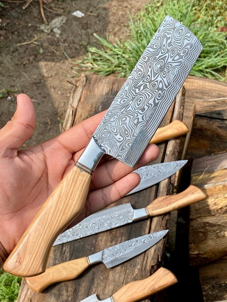 Texan Knives Kitchen knives set Sharp Kitchen Knife Set – 13" Damascus Steel Blade, Olivewood Handle & Leather Sheath