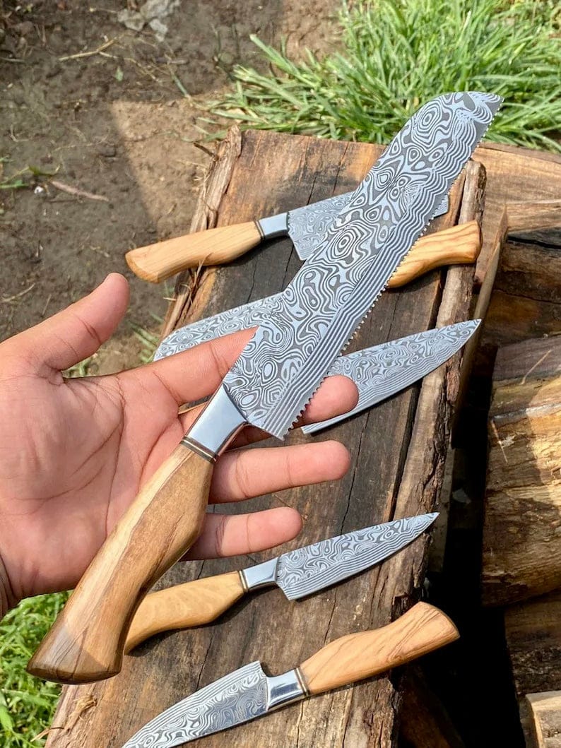 Texan Knives Kitchen knives set Sharp Kitchen Knife Set – 13" Damascus Steel Blade, Olivewood Handle & Leather Sheath