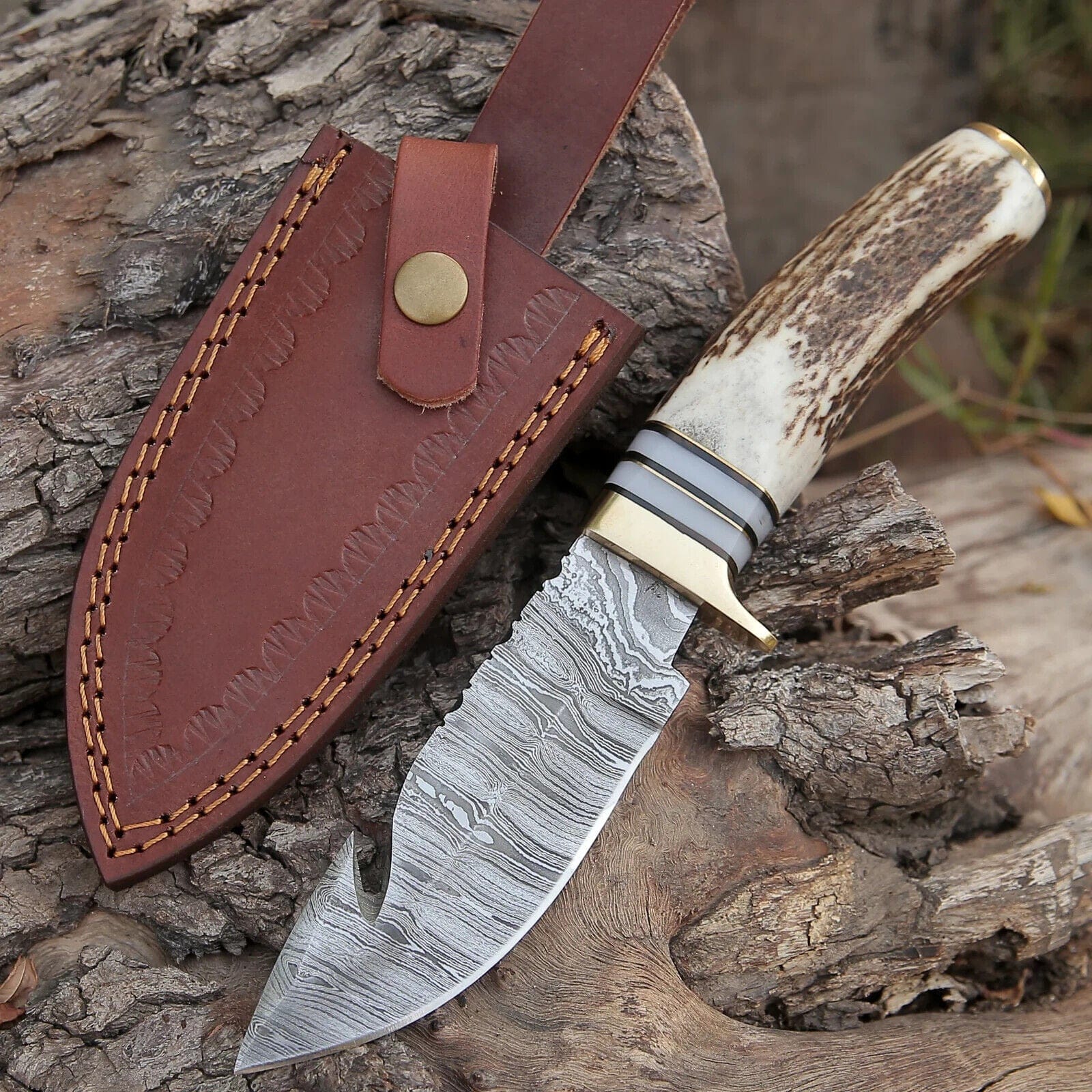 Texan Knives skinning knives Custom Handmade Damascus Steel Guthook Skinning Knife – 9" Stag Horn Handle with Brass Guard & Leather Sheath