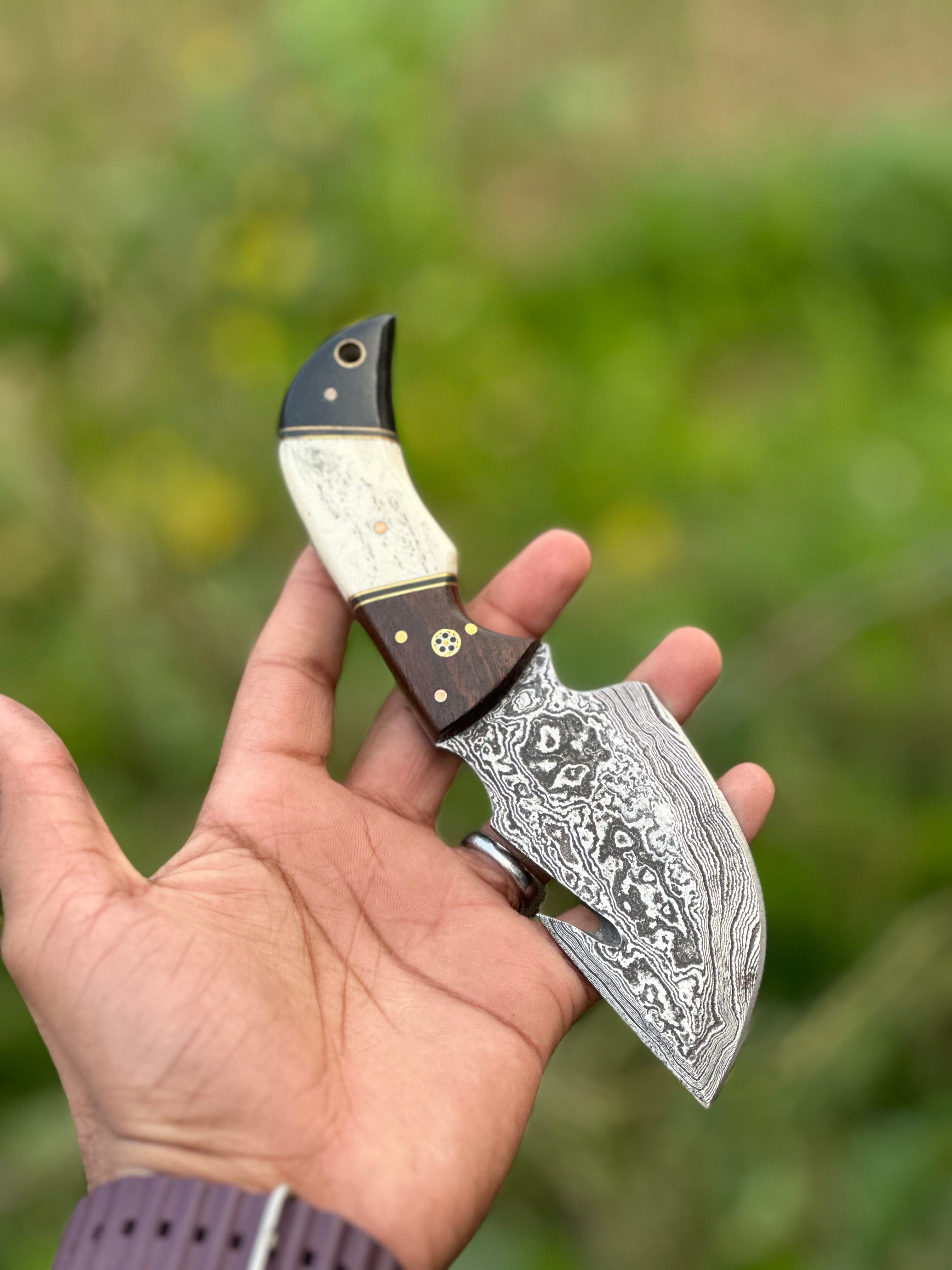 Texan Knives skinning knives Custom Handmade Damascus Steel Guthook Skinning Knife with Rosewood, Camel Bone & Black Sheet Handle - 7.5” with Leather Sheath