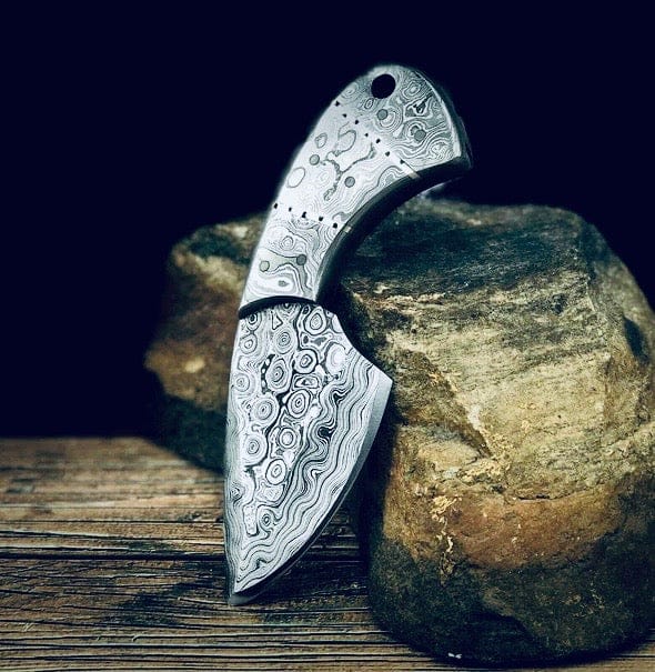 Texan Knives skinning knives Handmade Damascus Steel Fixed Blade Pocket Knife – Full Tang Skinner with Leather Sheath