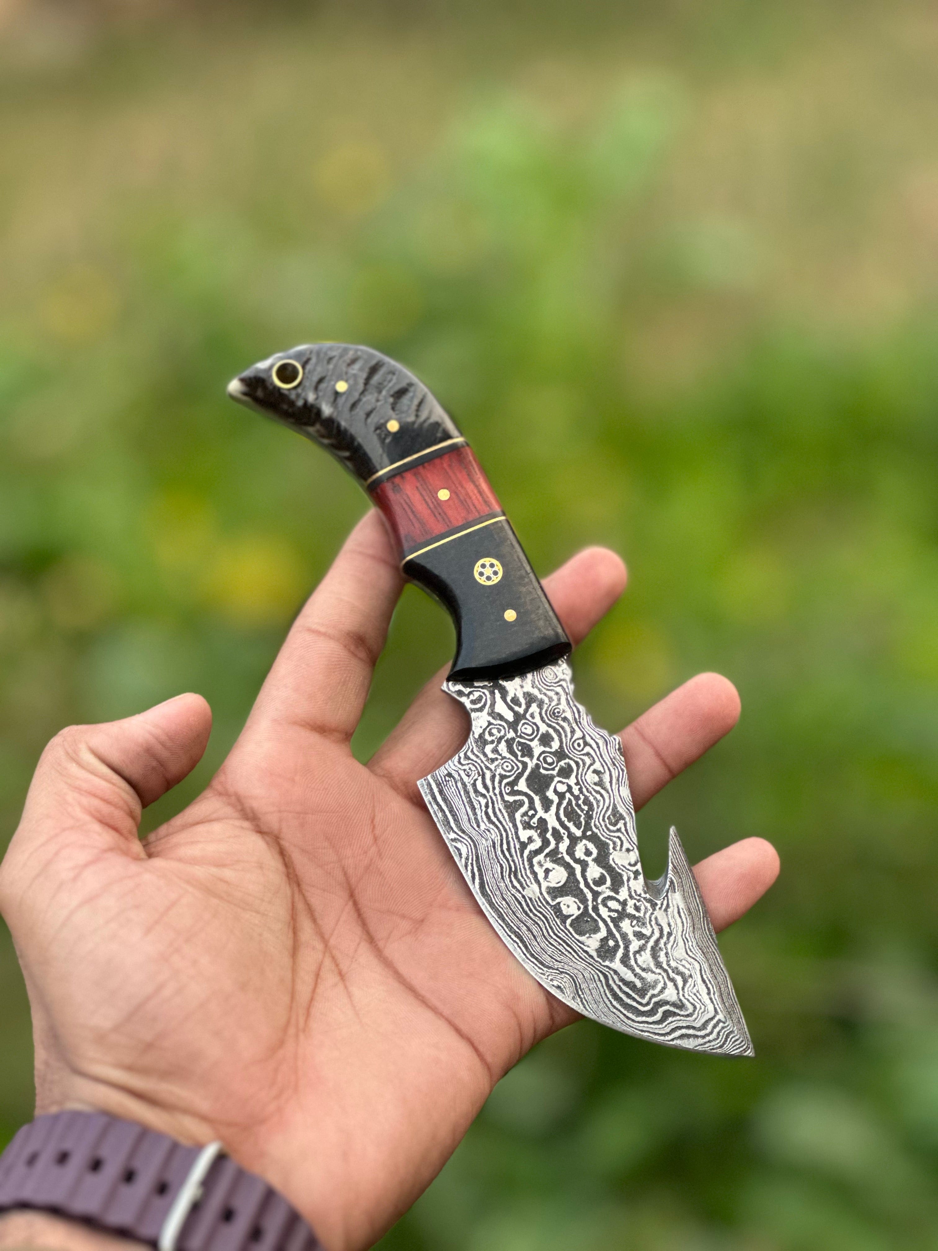 Texan Knives skinning knives Premium Custom Handmade Damascus Steel Guthook Skinning Knife with Resin Handle - 7.5” Sharp Blade with Leather Sheath