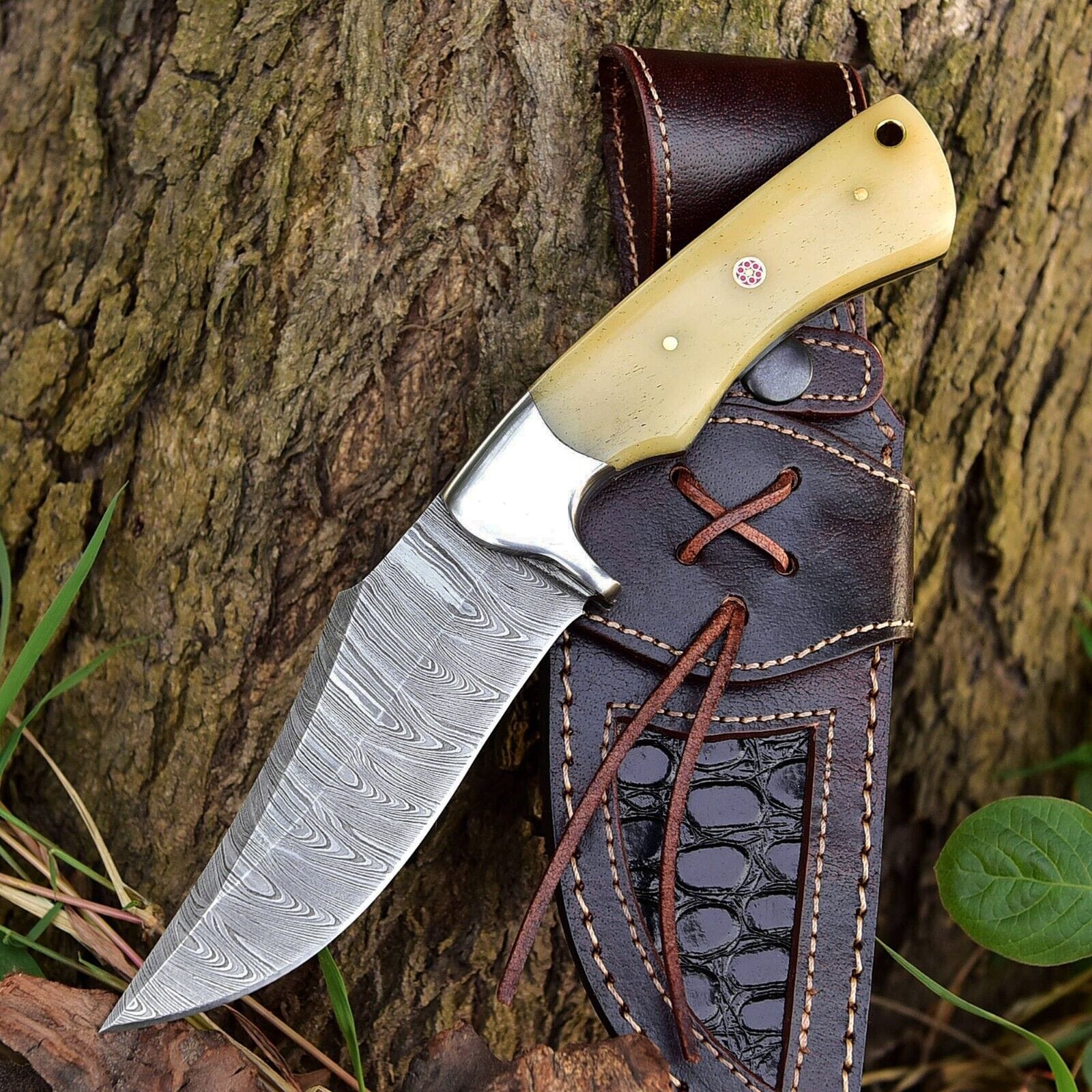 Texan Knives skinning knives Premium Damascus Steel Skinner Knife – Custom Handmade with Camel Bone Handle