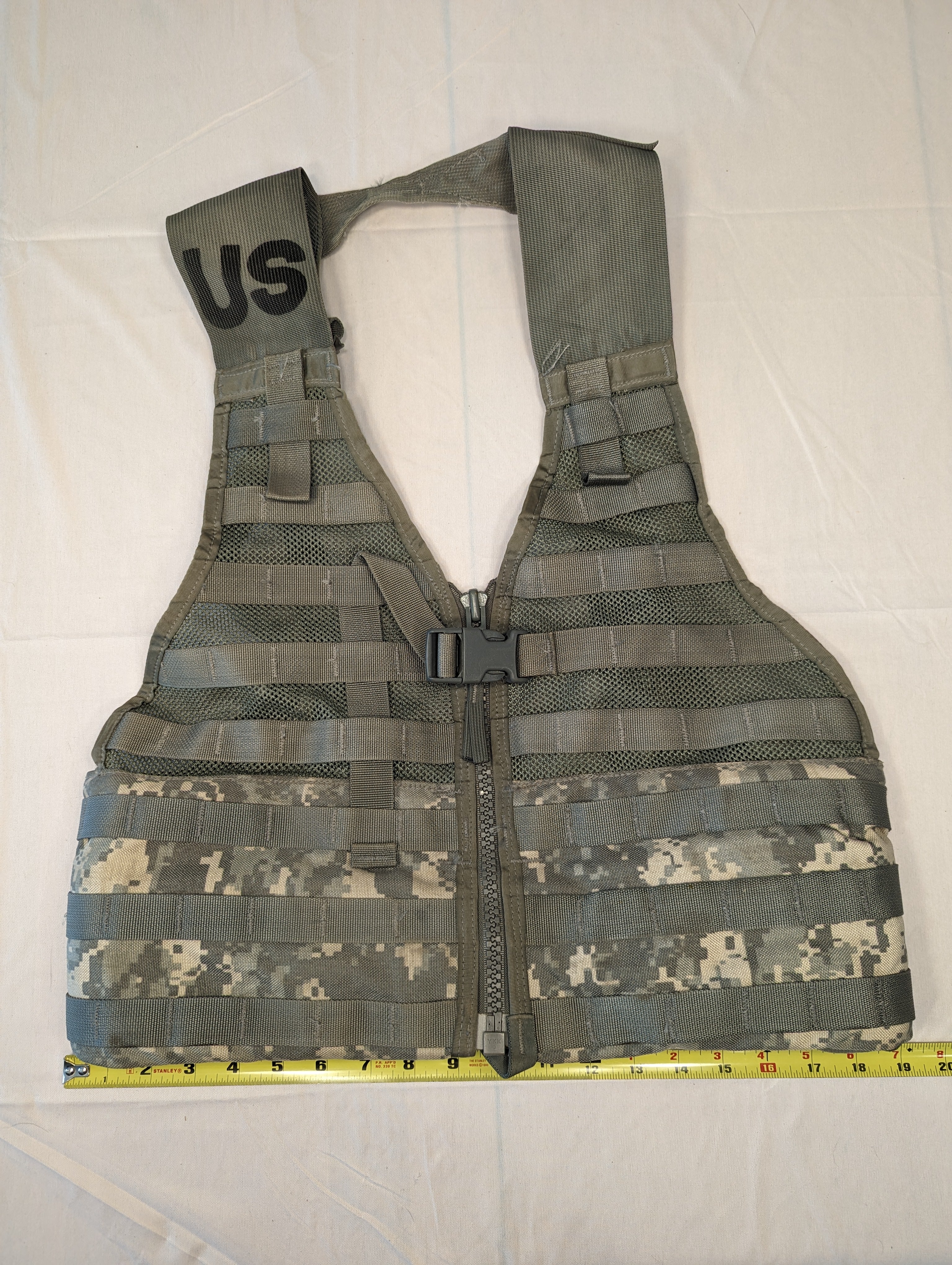 Fighting Load Carrier - ACU