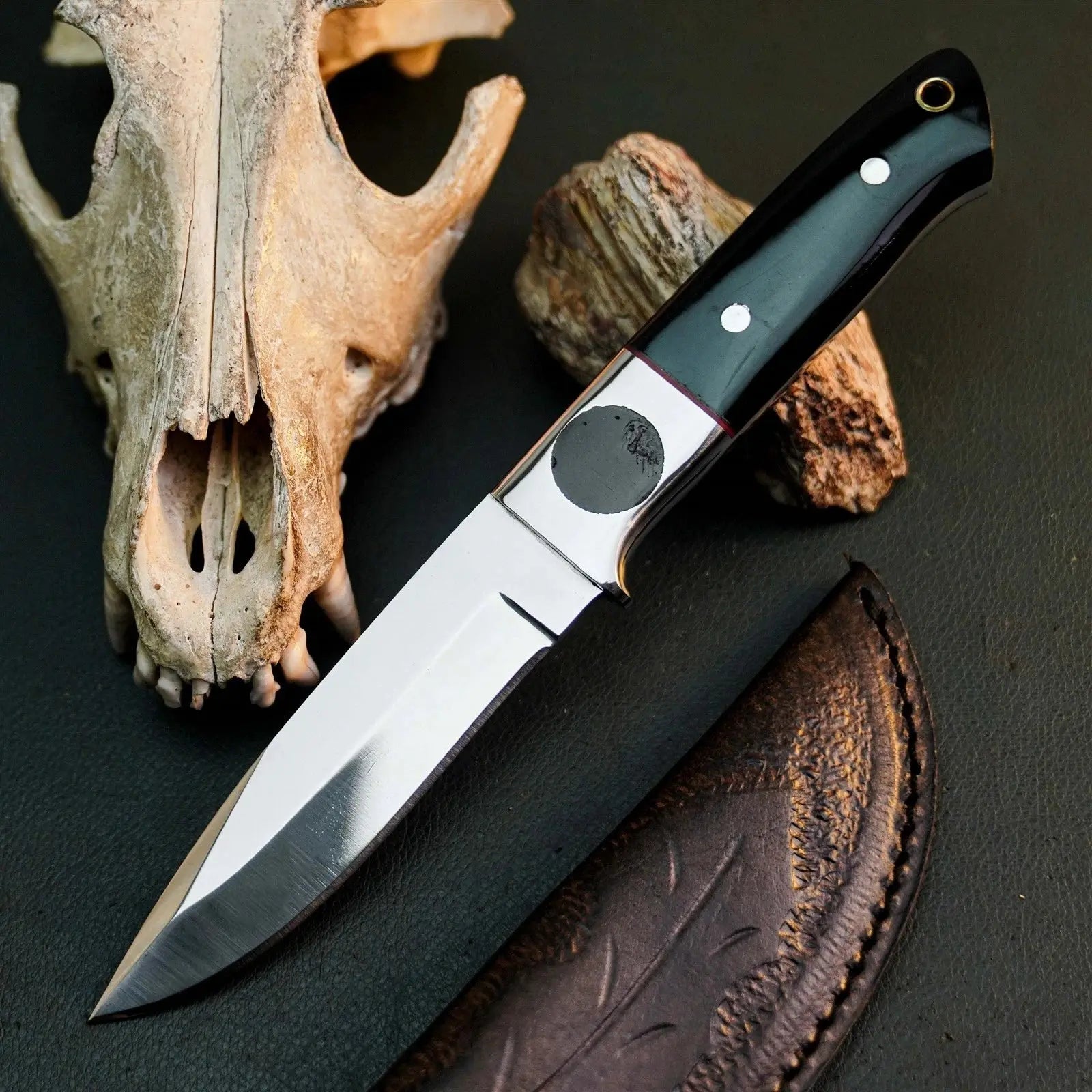 8.7" Handmade Hunting Knife – Full Tang Stainless Steel Resin Handle