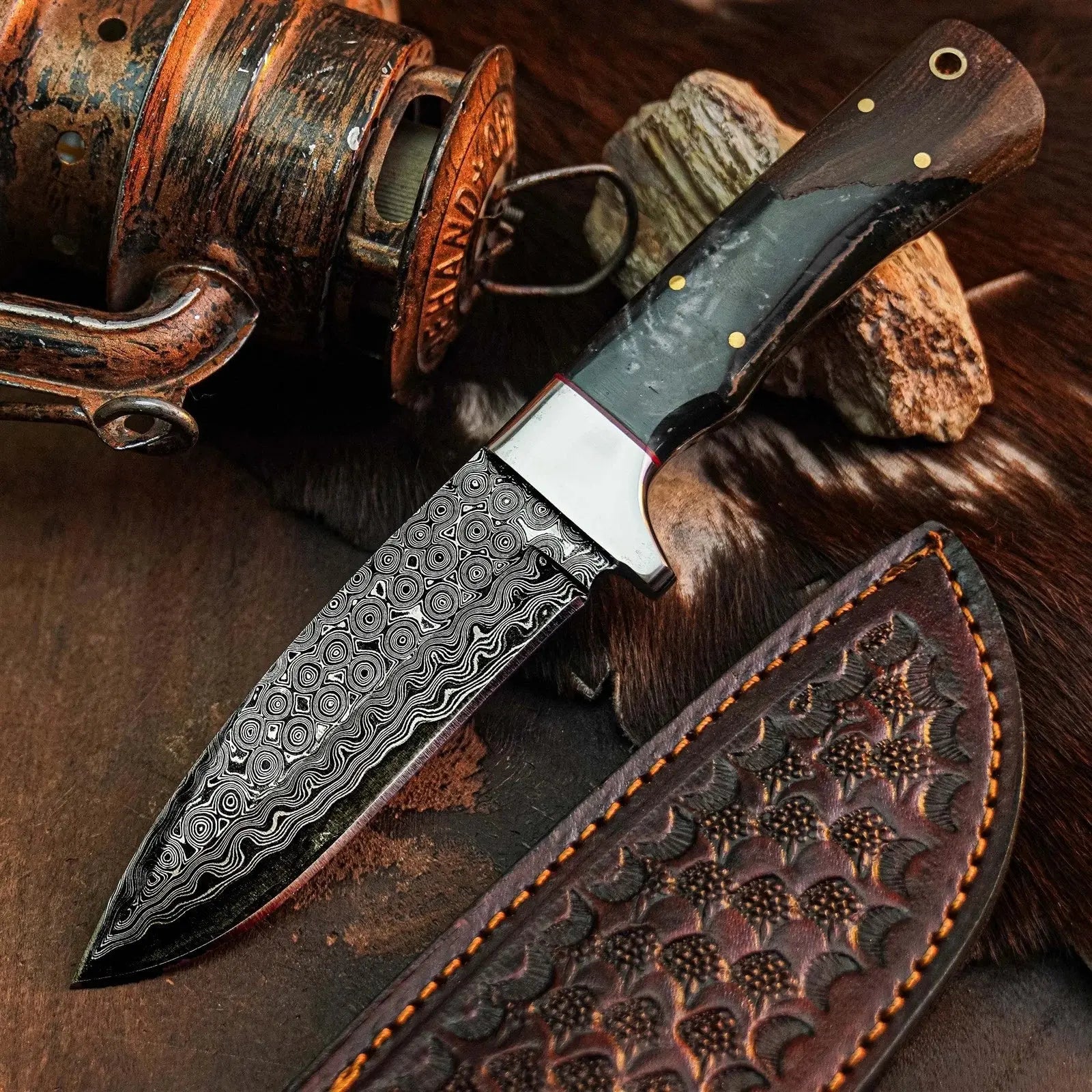 8.8" Handmade Damascus Bushcraft Knife – Full Tang Wood Handle & Sheath